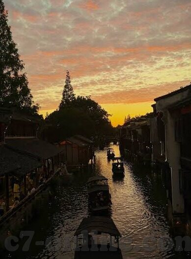 中国巴西足球比分-绿茵烽火，中国巴西足球比分背后的竞技风云与时代印记